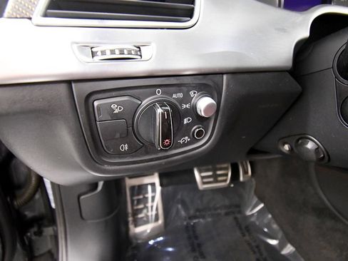 Used 2015 Audi S8 AWD/4WD image 19