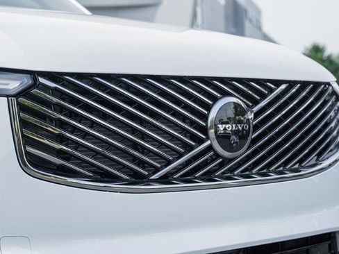 New 2026 Volvo XC90 B6 Ultra w/ Protection Package Premier image 11