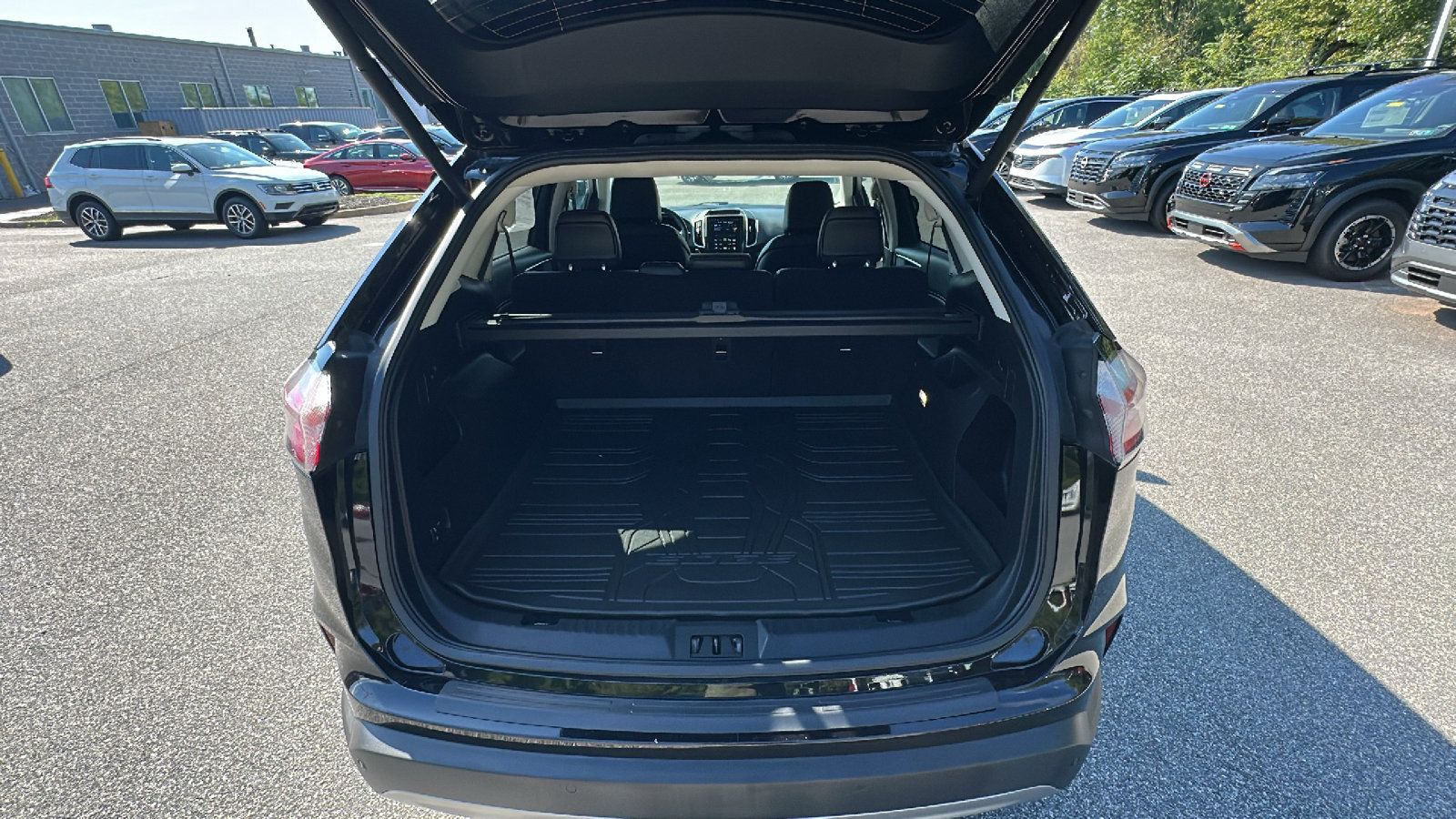 Used 2023 Ford Edge SEL w/ Convenience Package AWD/4WD image 7