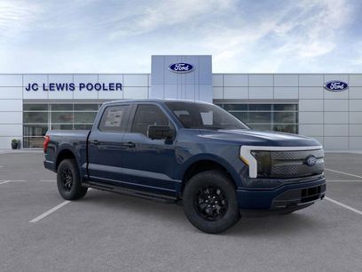 New 2025 Ford F150 Lightning XLT w/ Max Trailer Tow Package