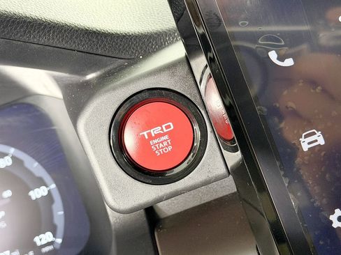 Used 2024 Toyota Tacoma TRD Sport AWD/4WD image 65