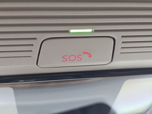 New 2026 Volkswagen Atlas SE image 25