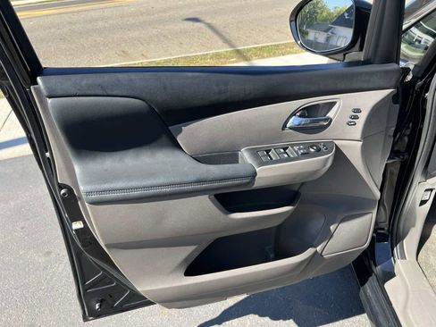 Used 2016 Honda Odyssey Touring image 11
