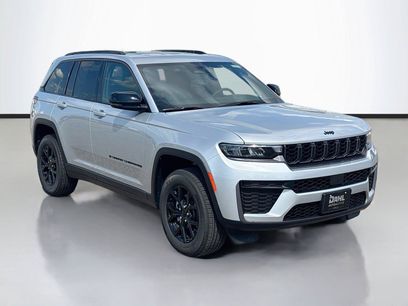 Used 2026 Jeep Grand Cherokee Altitude