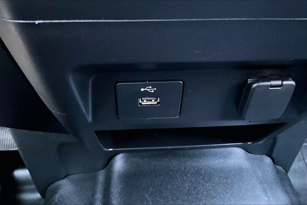 Used 2019 Ford F150 XL w/ Equipment Group 101A Mid AWD/4WD image 32