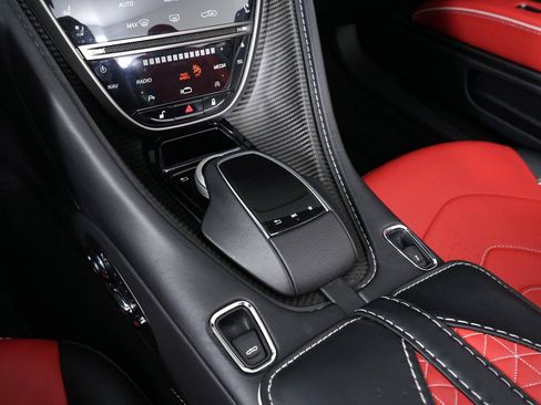 Used 2020 Aston Martin DBS Superleggera Volante RWD image 30