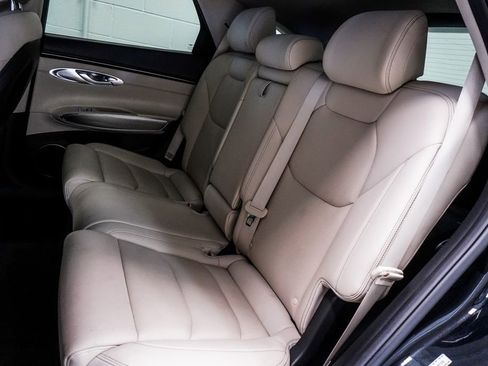 Used 2023 Genesis GV70 2.5T w/ Select Package AWD/4WD image 9