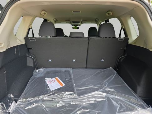 New 2026 Nissan Rogue SV AWD/4WD image 6