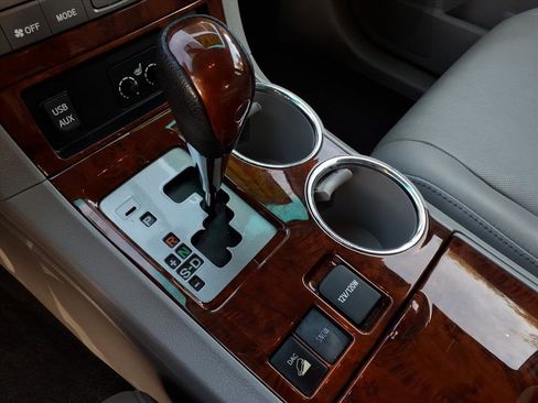 Used 2012 Toyota Highlander Limited image 21