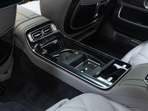 Used 2024 Mercedes-Benz Maybach S 680 4MATIC image 42