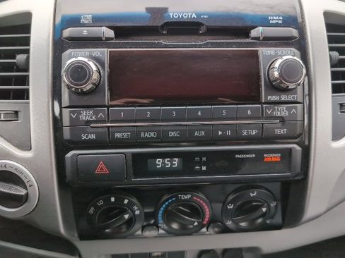 Used 2012 Toyota Tacoma 4x4 Double Cab image 16