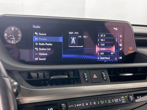Used 2019 Lexus ES 350 w/ Accessory Package FWD image 15