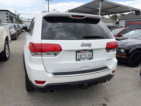 Used 2014 Jeep Grand Cherokee Limited w/ Trailer Tow Group IV RWD image 2