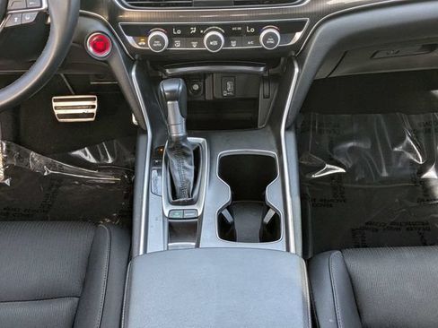Used 2019 Honda Accord Sport image 18