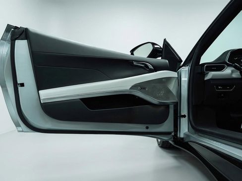 New 2026 Lotus Emira SE RWD image 6