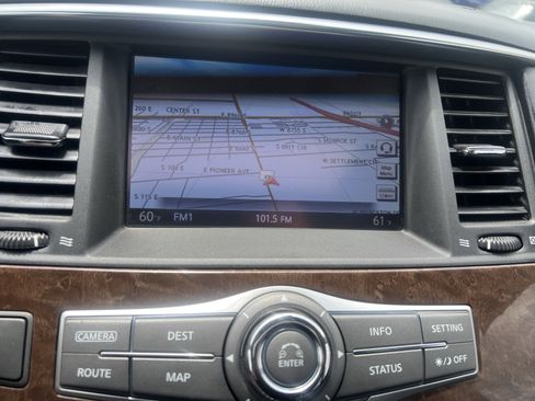 Used 2017 INFINITI QX80 4WD w/ Driver Assistance Package image 18