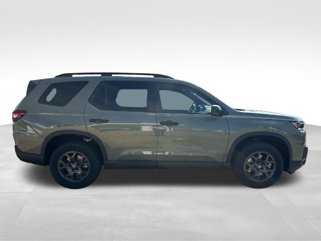 New 2026 Honda Pilot TrailSport image 6