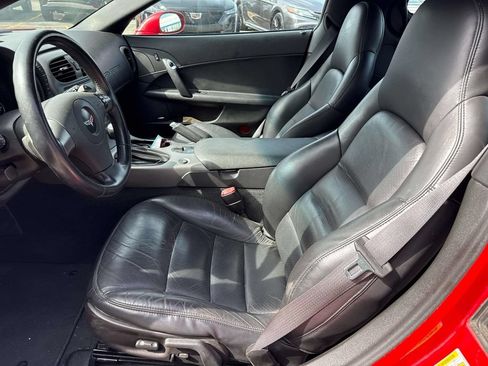 Used 2007 Chevrolet Corvette Coupe w/ Preferred Equipment Group RWD image 15