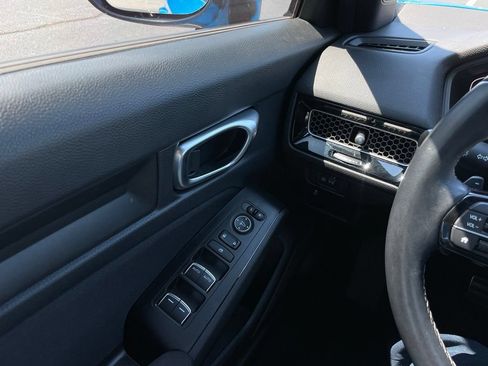 Used 2025 Honda Civic Sport image 22