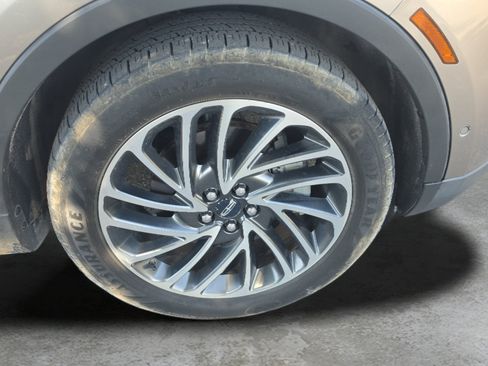 Used 2020 Lincoln Nautilus Reserve FWD image 25