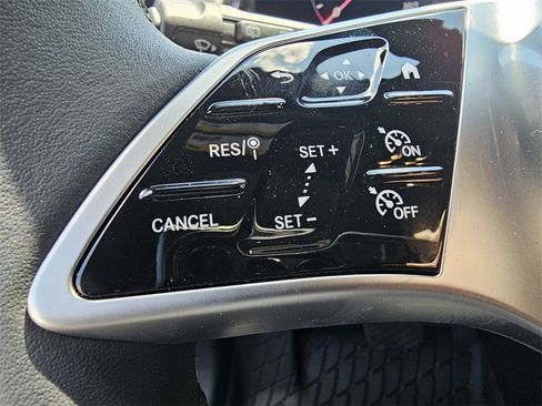 Used 2026 Mercedes-Benz GLB 250 image 20