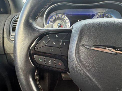 Used 2022 Chrysler 300 S image 28