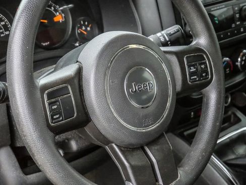Used 2016 Jeep Patriot Sport FWD image 20