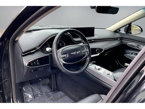 Used 2023 Genesis GV70 2.5T w/ Advanced Package AWD/4WD image 14