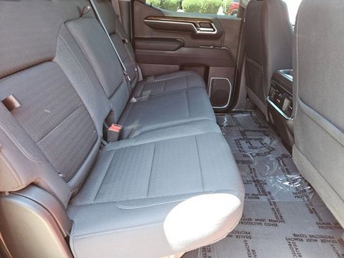 Used 2023 GMC Sierra 1500 Elevation image 25