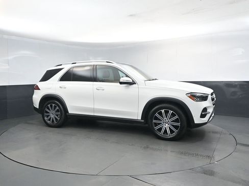 Used 2024 Mercedes-Benz GLE 350 4MATIC image 7