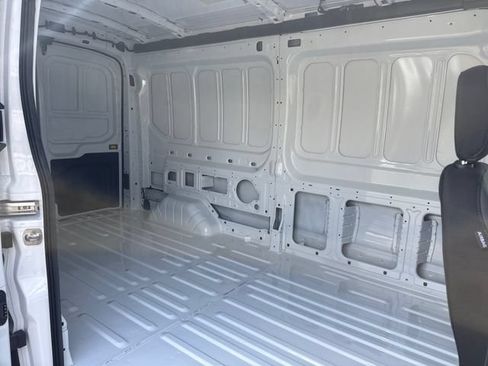 New 2026 Ford Transit 250 148 Medium Roof RWD image 13