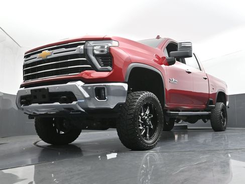 Used 2024 Chevrolet Silverado 2500 LTZ w/ LTZ Texas Edition image 23