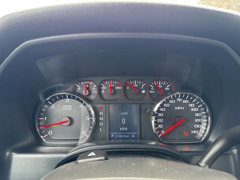 Used 2019 Chevrolet Silverado 1500 Custom w/ Custom Convenience Package image 11