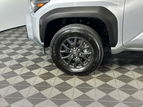 Used 2025 Toyota 4Runner SR5 image 9