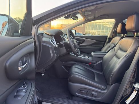 Certified 2024 Nissan Murano SV w/ SV Midnight Edition Package AWD/4WD image 11