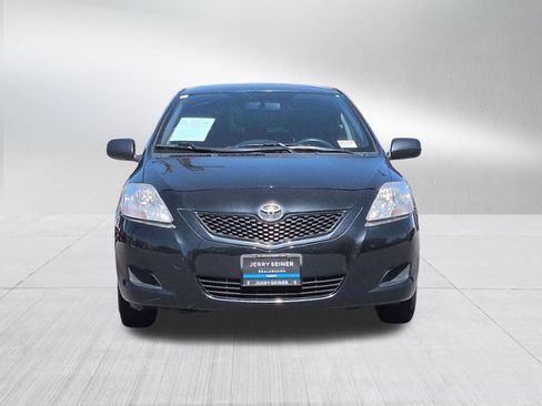 Used 2012 Toyota Yaris Sedan image 8