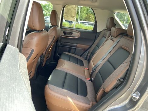 Used 2025 Ford Bronco Sport Outer Banks AWD/4WD image 16