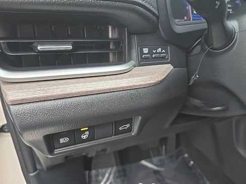 Used 2024 Toyota Grand Highlander Platinum image 20