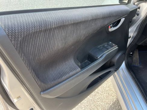 Used 2013 Honda Fit Sport image 16