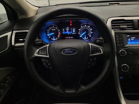 Used 2019 Ford Fusion S FWD image 22
