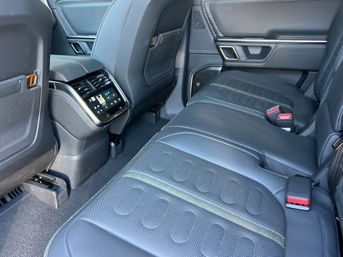 Used 2024 Rivian R1S Adventure AWD/4WD image 27