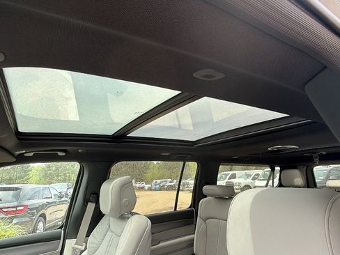 New 2026 Jeep Grand Wagoneer L 4WD image 18