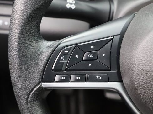 Used 2024 Nissan Altima 2.5 SV image 21