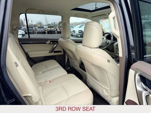 Used 2015 Lexus GX 460 image 11