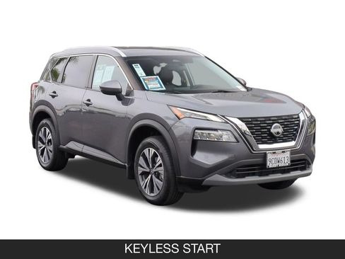 Used 2022 Nissan Rogue SV w/ SV Premium Package FWD image 2