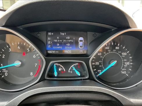 Used 2017 Ford Escape SE w/ SE Cold Weather Package FWD image 23