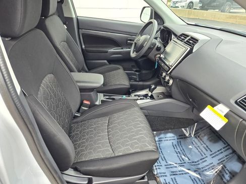 New 2026 Mitsubishi Outlander Sport ES image 4