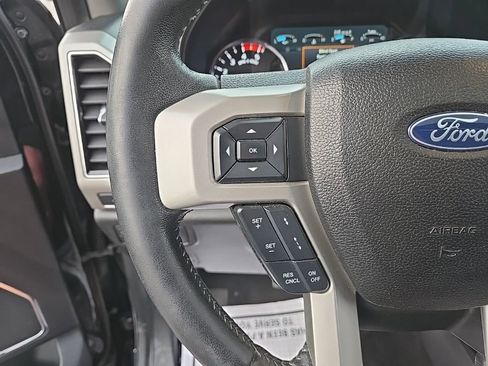 Used 2019 Ford F250 Lariat w/ Lariat Ultimate Package AWD/4WD image 14