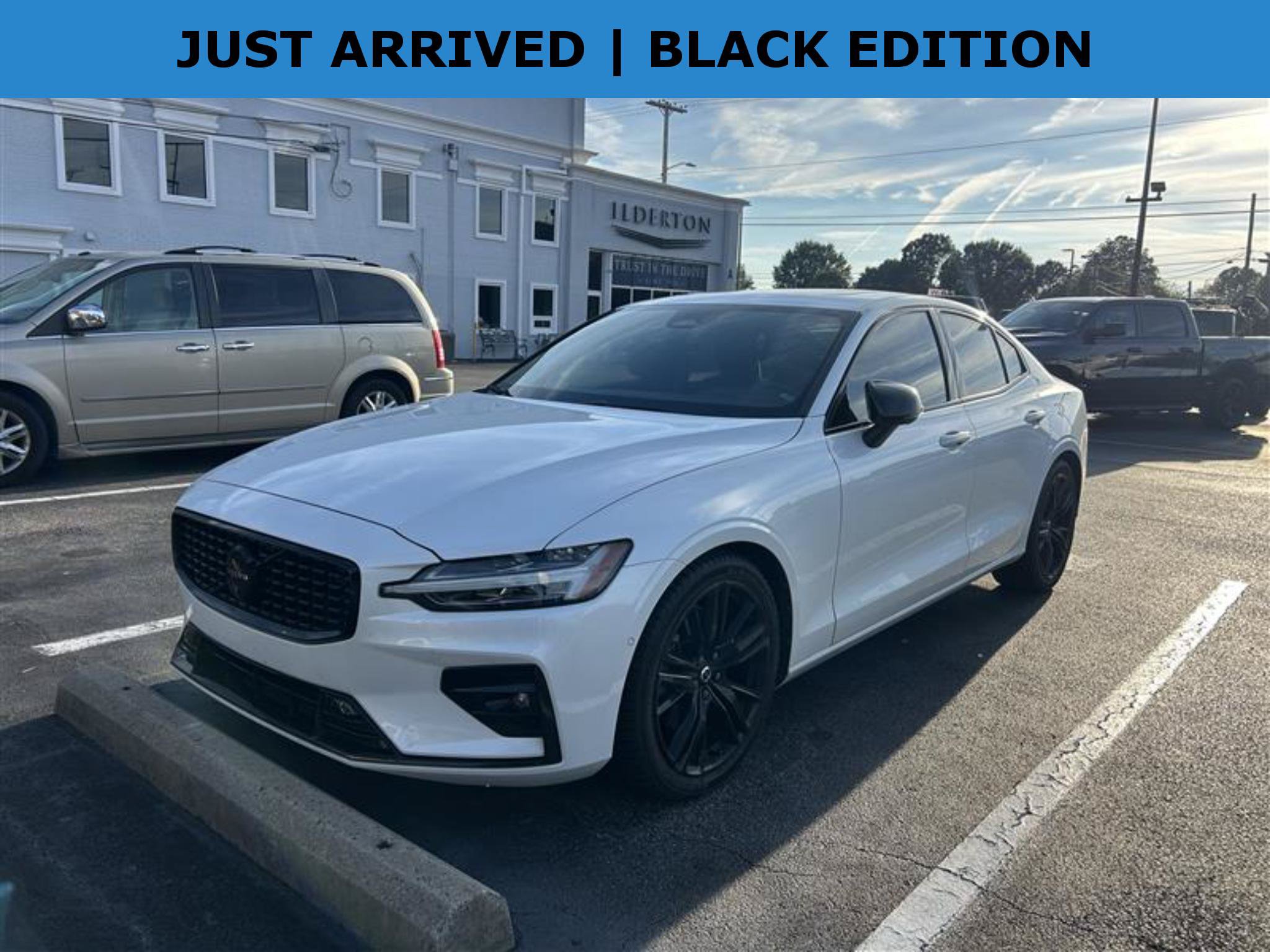 Used 2024 Volvo S60 B5 Plus w/ Protection Package Premier AWD/4WD image 1