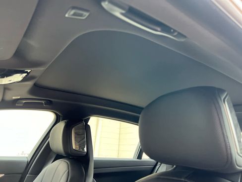 Used 2025 BMW 740i xDrive w/ Premium Package image 14